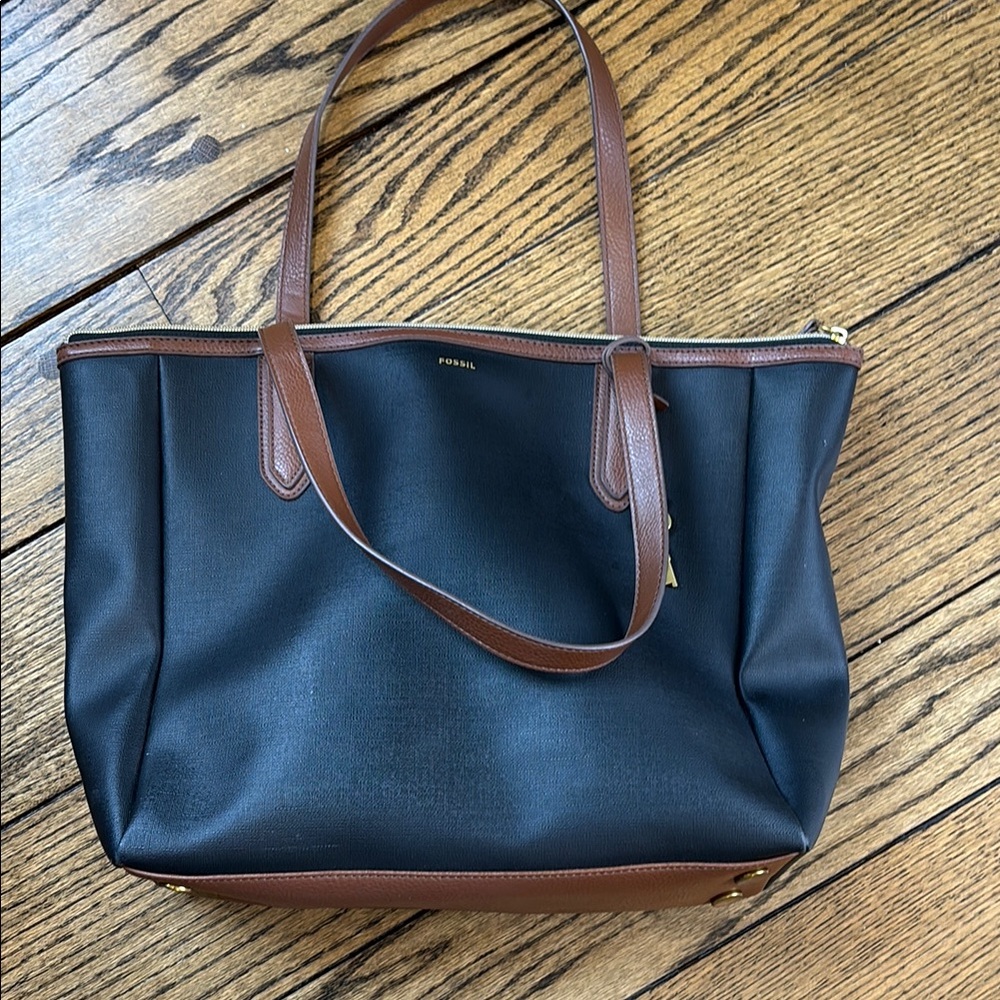 Fossil Black and Brown Leather-Trim Tote